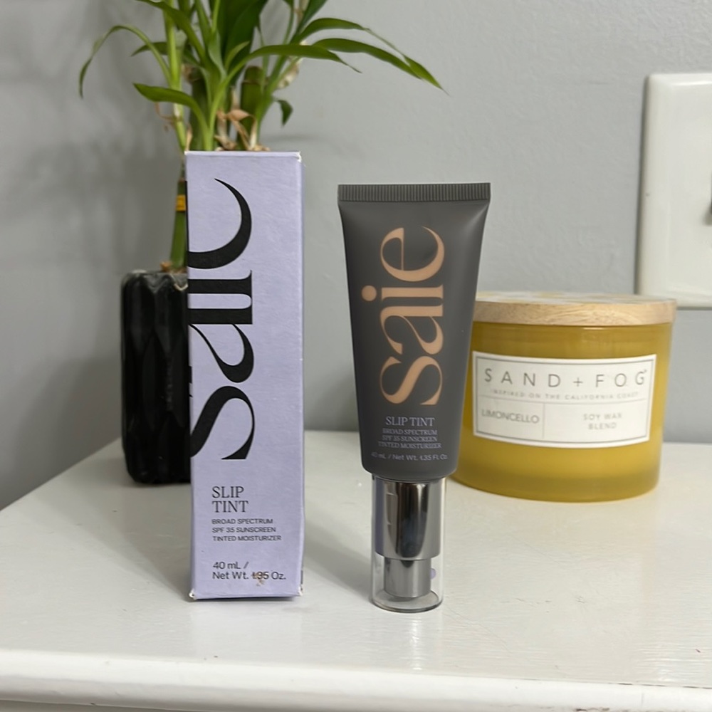 SAIE SLIP TINT BNIB